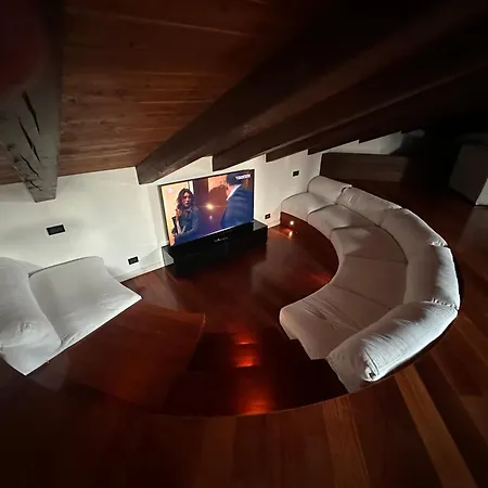 Palazzo Fantuzzi San Vitale 23 * Bologne