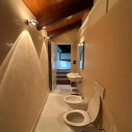 Palazzo Fantuzzi San Vitale 23